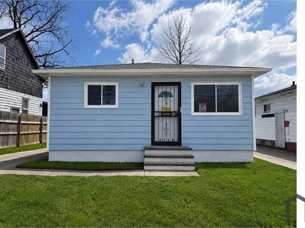 17726 Tarkington Ave, Cleveland, OH 44128