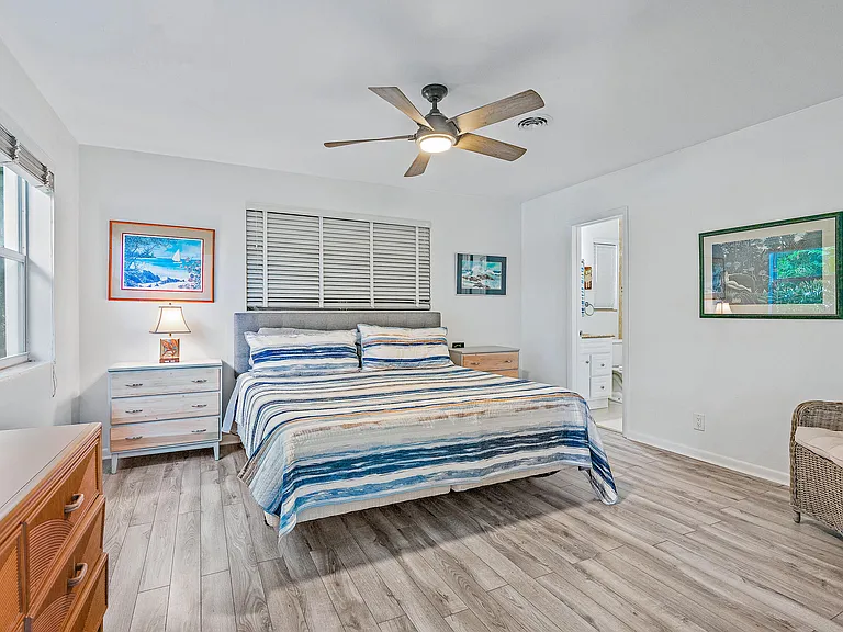 733 Waterway Dr — Photo 15