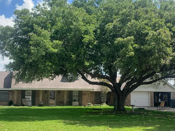 4015 Pesson Rd, New Iberia, LA 70560