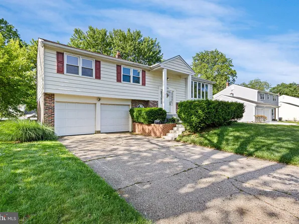 3310 Englewood Rd, Wilmington, DE 19810