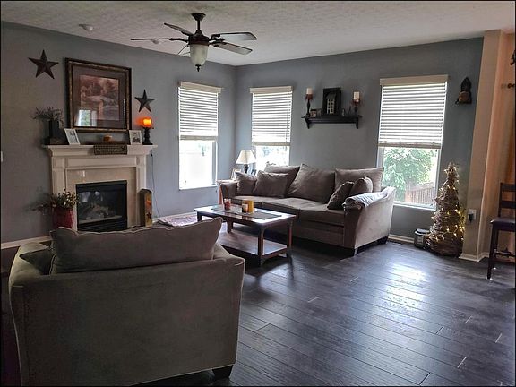 4th image of 589 Hadshire Ct