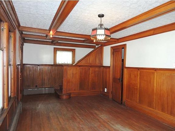 5th image of 204 Harrison Ave