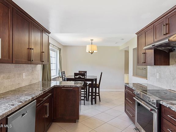 5th image of 1231 Knollwood Dr