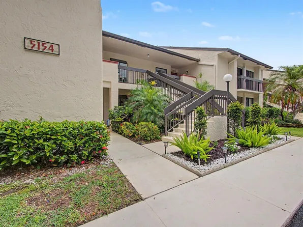 5154 Oak Hill Rd, Delray Beach, FL 33484