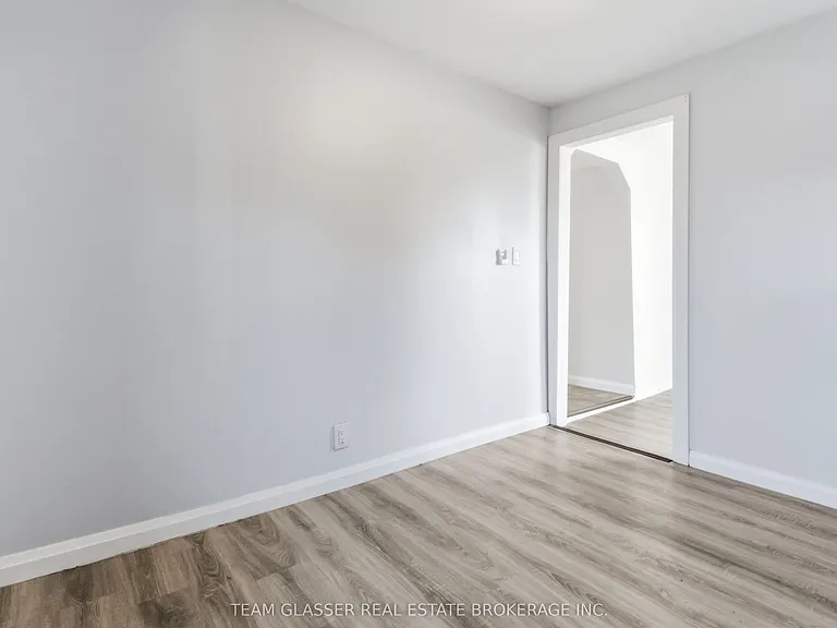 34 Broadway St — Photo 22