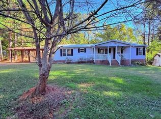 624 Lowe Rd, Madison, NC 27025