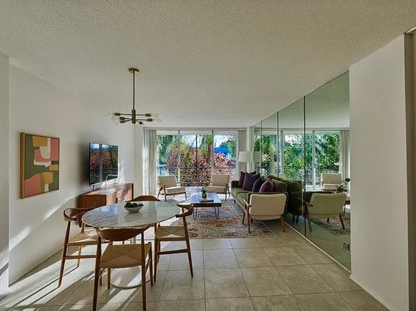 118 Royal Park Drive Unit 2e, Oakland Park, FL 33309