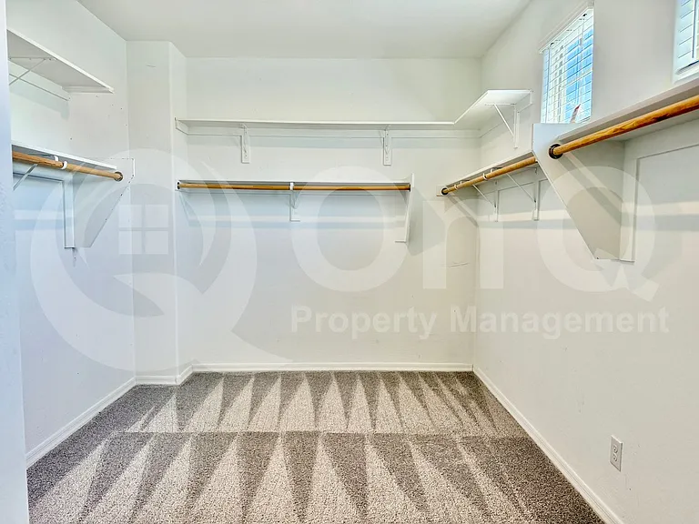 1312 E Gemini Pl — Photo 50