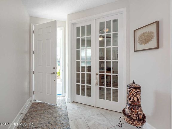 5th image of 1101 Seaside Dr N