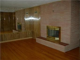 XL FAMILY ROOM
