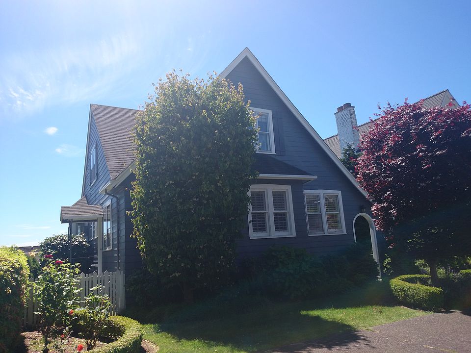 1st image of 2355 Rosemont Pl W