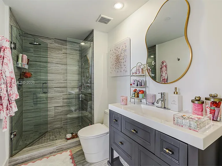 6000 Collins Ave #523 — Photo 34