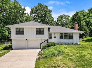 13509 Belmeade Ave, Grandview, MO 64030