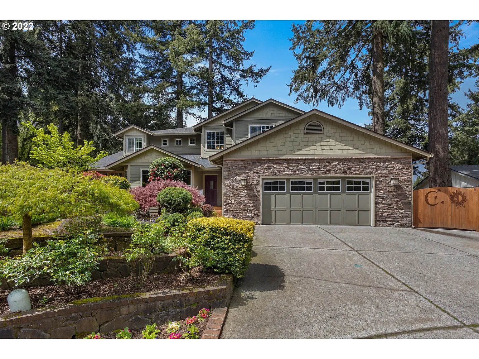 2400 NE 148th Ct photo 1