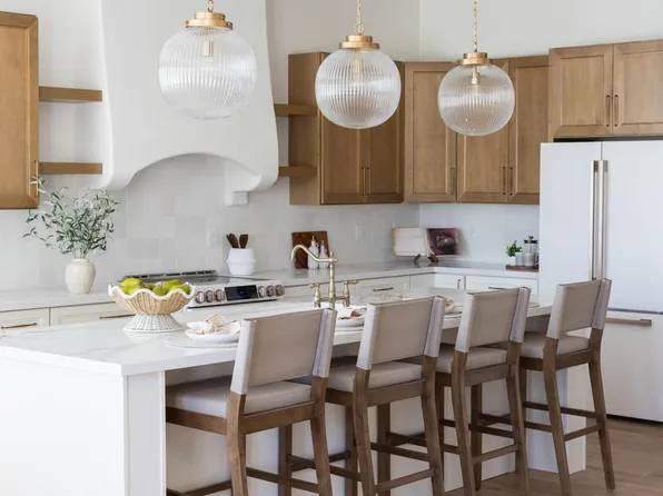 3519 E BRIDGEPORT Parkway, Gilbert, AZ 85295