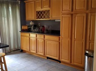 21 Ivy Rd, Mastic Beach, NY 11951