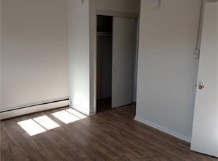 901 E. Cliveden St., 19119, Philadelphia, PA 19138