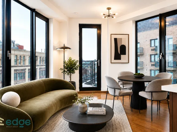 865 Willoughby Avenue image 1 of 14