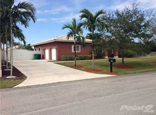 27460 SW 163rd Ct, Homestead, FL 33031