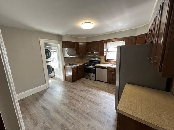 83 Lovett St APT 4/2R