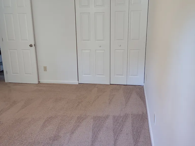 This photo has not been altered in any way: no edits or filters have been applied to try to deceive the viewer by having the room appear larger or brighter than it actually is.