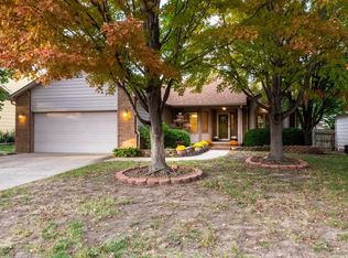 9914 E Lincoln St, Wichita, KS 67207