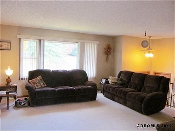 4th image of 2120 Delicia Dr