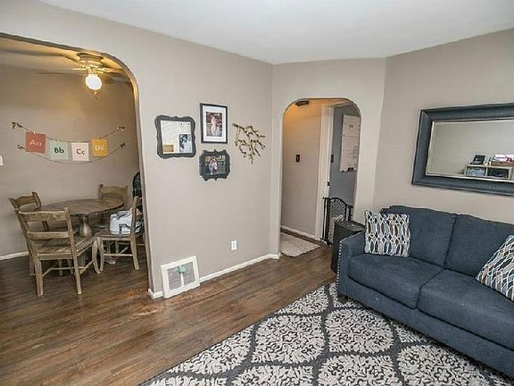 4th image of 931 Falls Ave #1