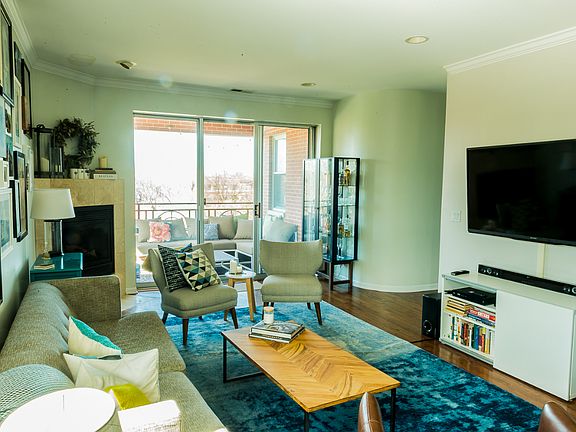 4th image of 3131 W Logan Blvd APT 4C