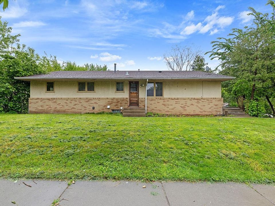 1st image of 1022-1024 34th Ave N
