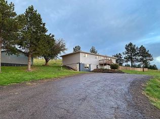 1940 Maple St, Chadron, NE 69337