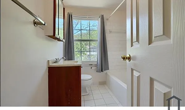 19 Melken Ct #5J — Photo 11