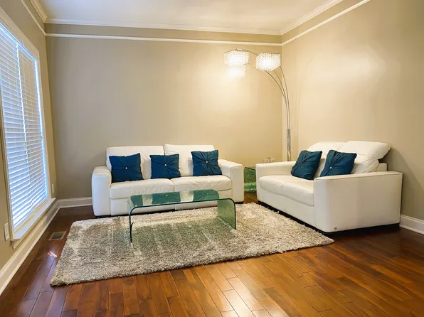 2108 Roland Glen Rd, Cary, NC 27519