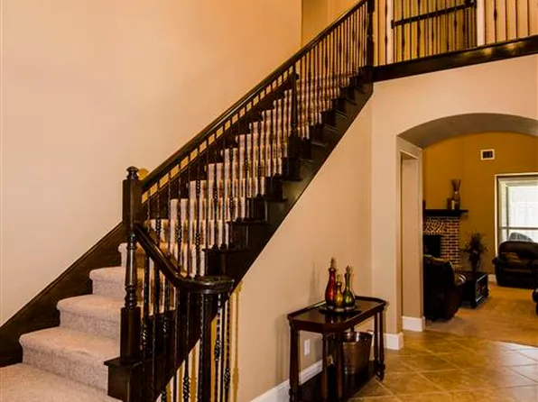 20687 Lavone Dr, Porter, TX 77365