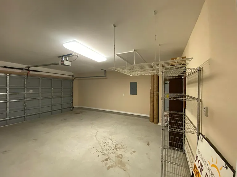 1810 Twin Pine Blvd — Photo 58