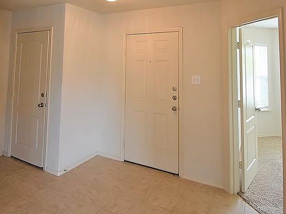 2nd image of 4017 Eric Dr
