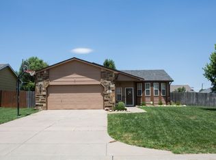 10110 W Lotus Cir, Wichita, KS 67209