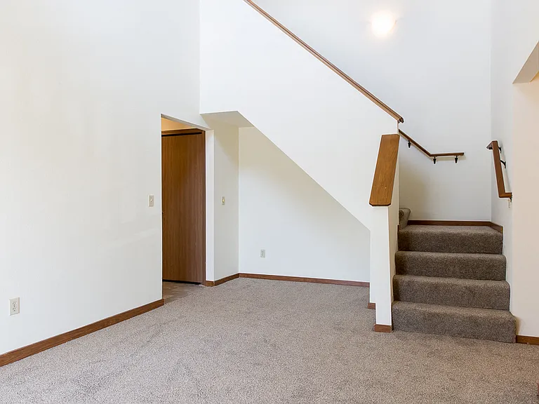 York Creek Apartments — Photo 28