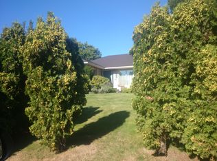 1718 NW Blue Ridge Dr, Seattle, WA 98177