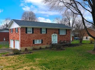 2700 Stephan Rd, Louisville, KY 40214