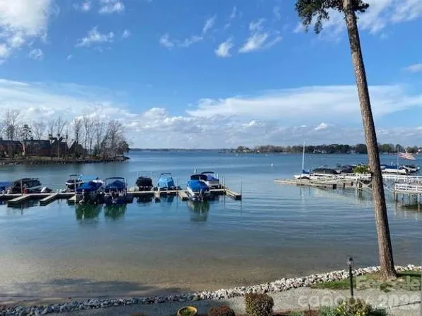 20407 Harborgate Ct Unit 408, Cornelius, NC 28031