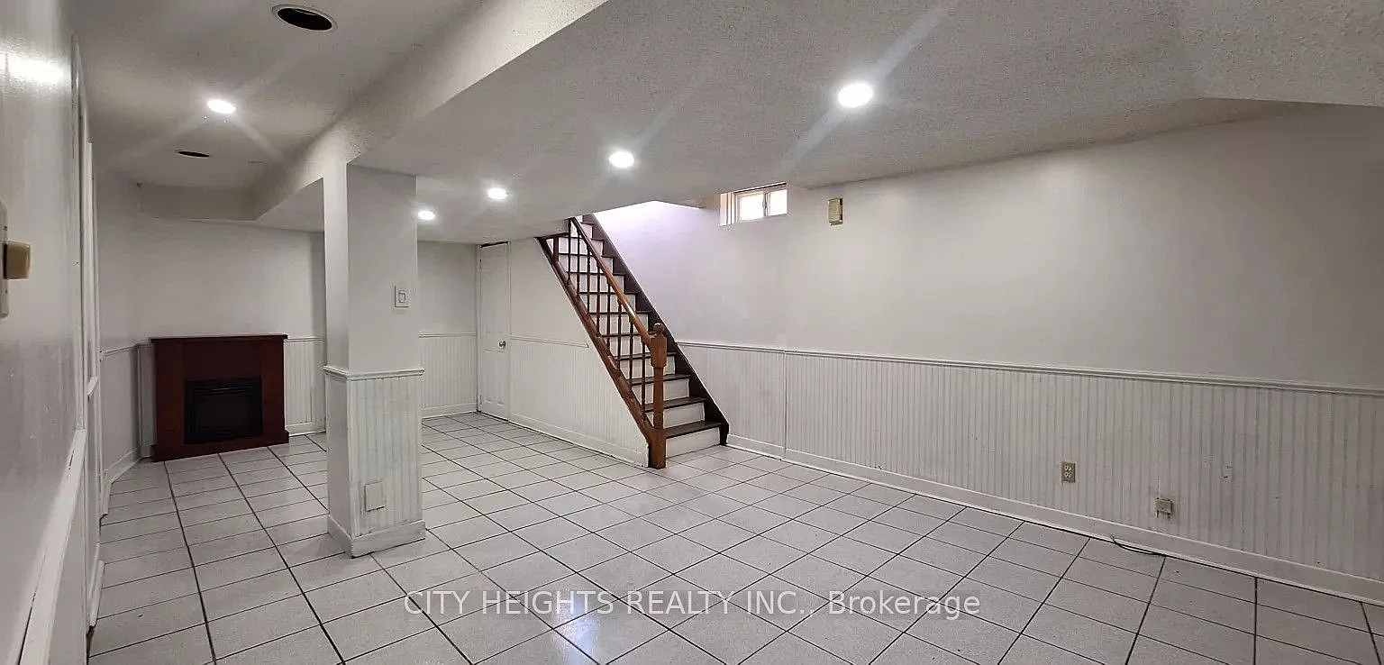 2 bed, $1,950 — Photo 2