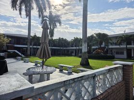 1150 Atlantic Shores Blvd, Hallandale, FL