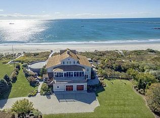 200 Sand Hill Cove Rd, Narragansett, RI 02882