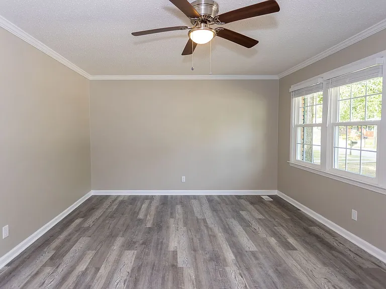 216 Lemmon St — Photo 4