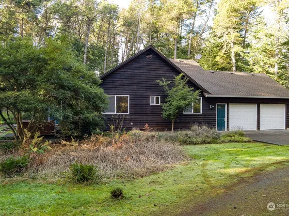1540 Wildberry Lane, Oak Harbor, WA 98277