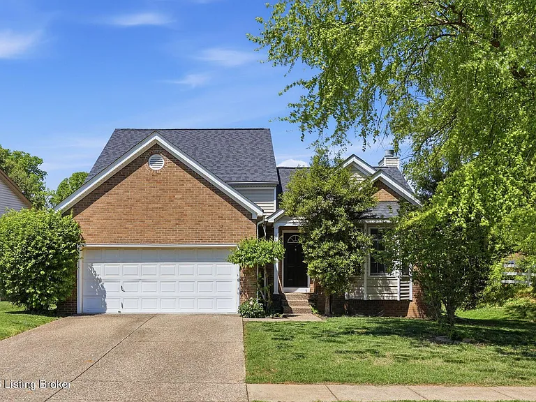 4029 Orchard Lake Dr — Photo 1