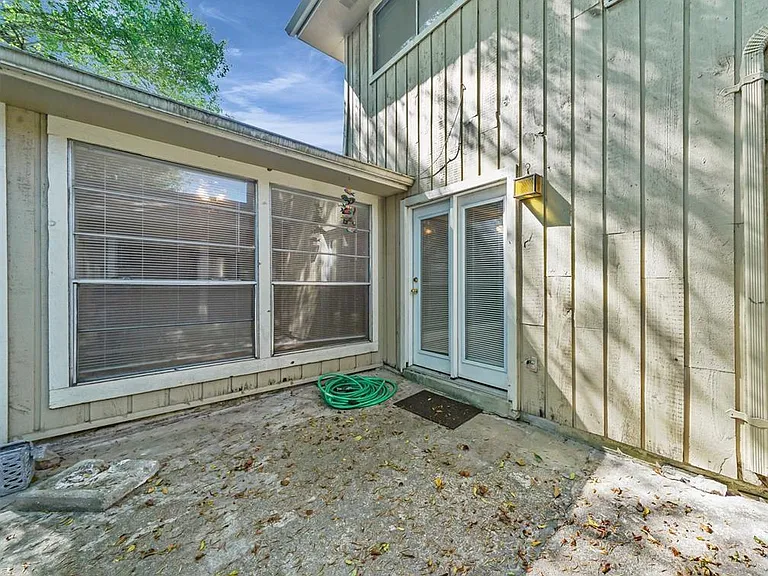 10827 Sugar Hill Dr #A — Photo 26