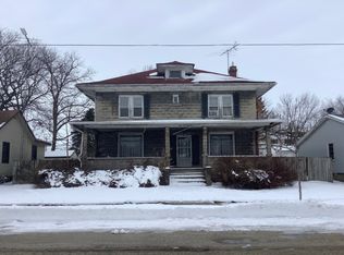 175 N Cedar St, Waterman, IL 60556