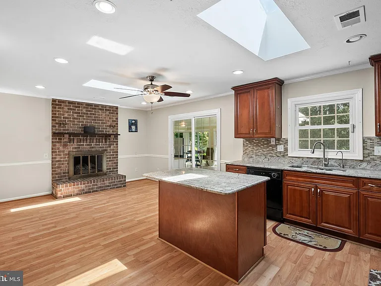4650 Palomino Ct — Photo 13